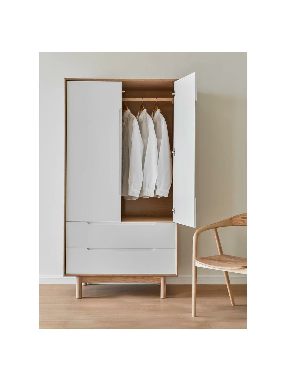Westwing Collection Armoire scandinave 2 portes blanche Cassy, larg. 100 x haut. 195 cm â Image 2