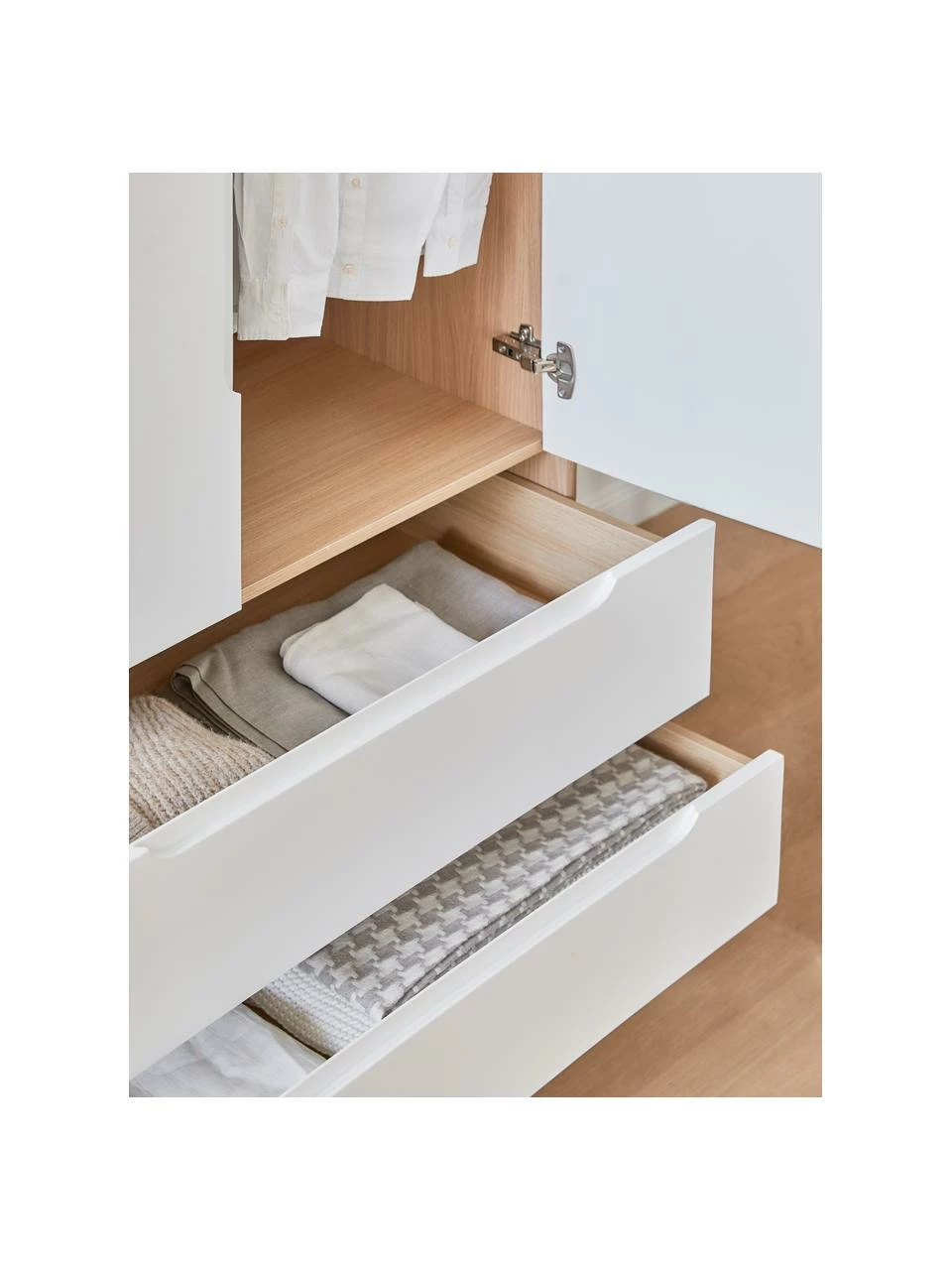 Westwing Collection Armoire scandinave 2 portes blanche Cassy, larg. 100 x haut. 195 cm â Image 3