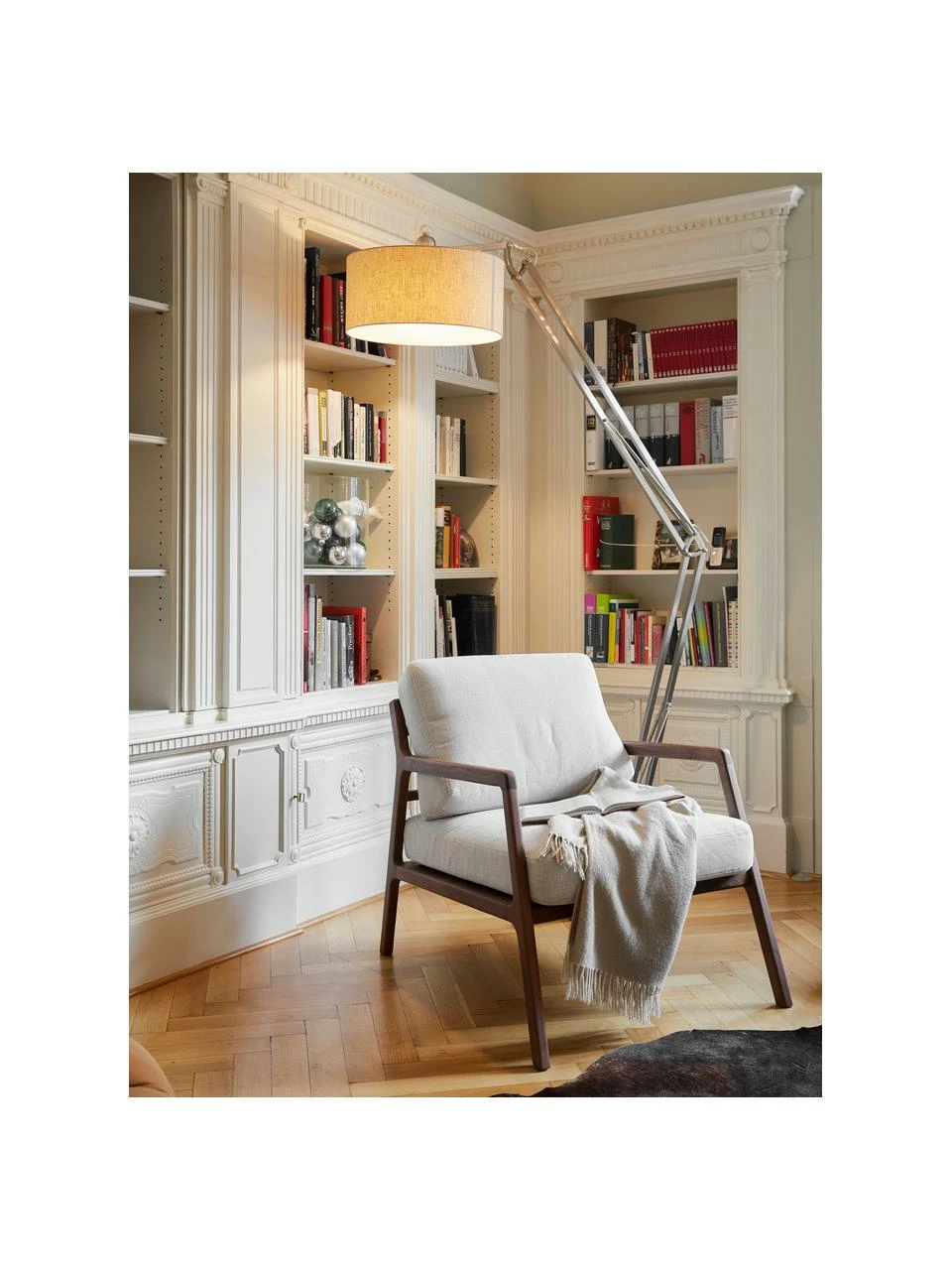 Westwing Collection Fauteuil lounge en bois Becky, larg. 73 x prof. 90 cmDisponibilité limitée – Image 4