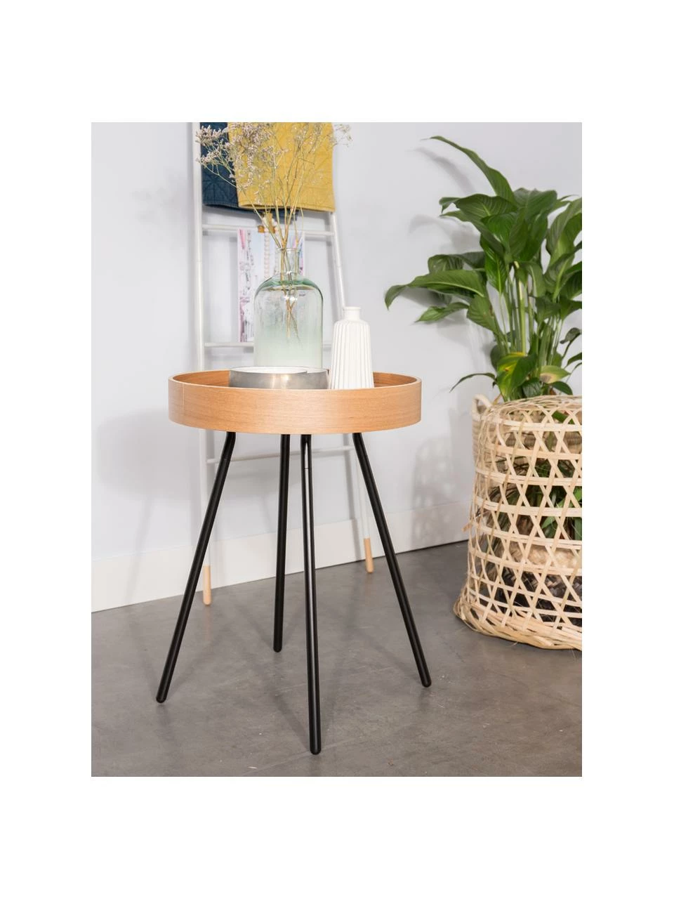 Zuiver Table d'appoint avec plateau amovible Oak Tray, Ø 47 x haut. 56 cm – Image 2
